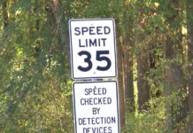 EE.UU. ¿Cuáles son las ciudades que generan los mayores ingresos por multas de trafico per cápita ?